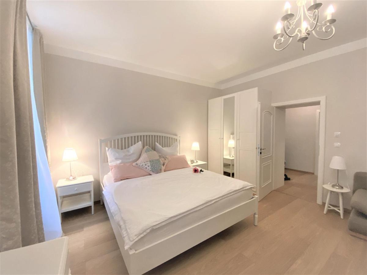 Mariánské Lázně Apartments Magnolia מראה חיצוני תמונה