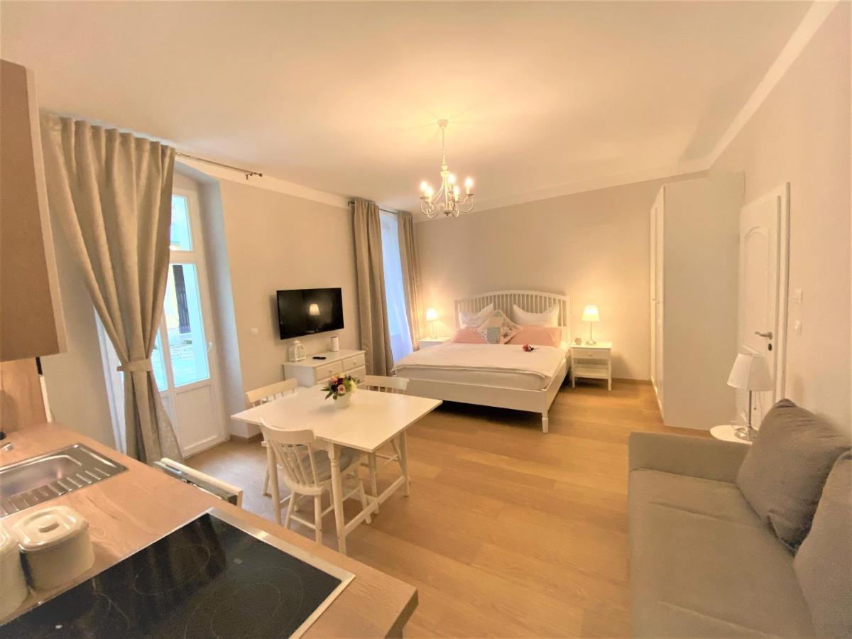 Mariánské Lázně Apartments Magnolia מראה חיצוני תמונה